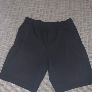 Lulu lemon men’s shorts